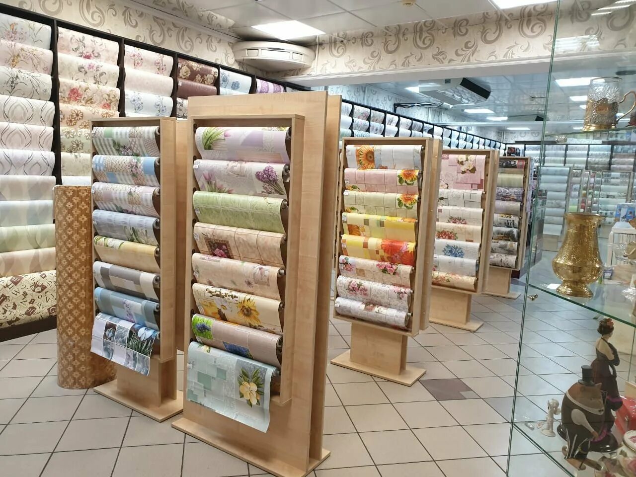 мир обоев время работы. мир обоев кызыл. мир обоев казань. мир обоев время работы. обои ассортимент.