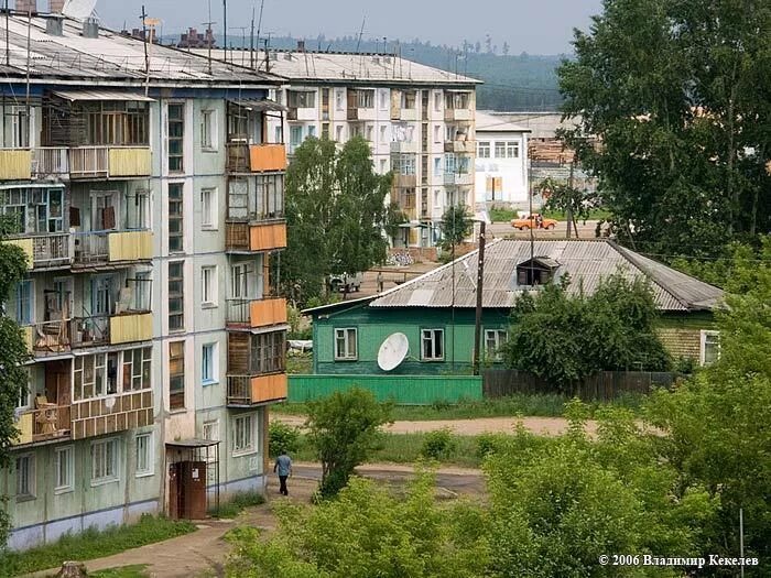 Чунский иркутская область сайт. Пос Чунский Иркутская область. Посёлок Чуна Иркутская область. Фрунзе 6 Чунский. Площадь поселка Чунский.