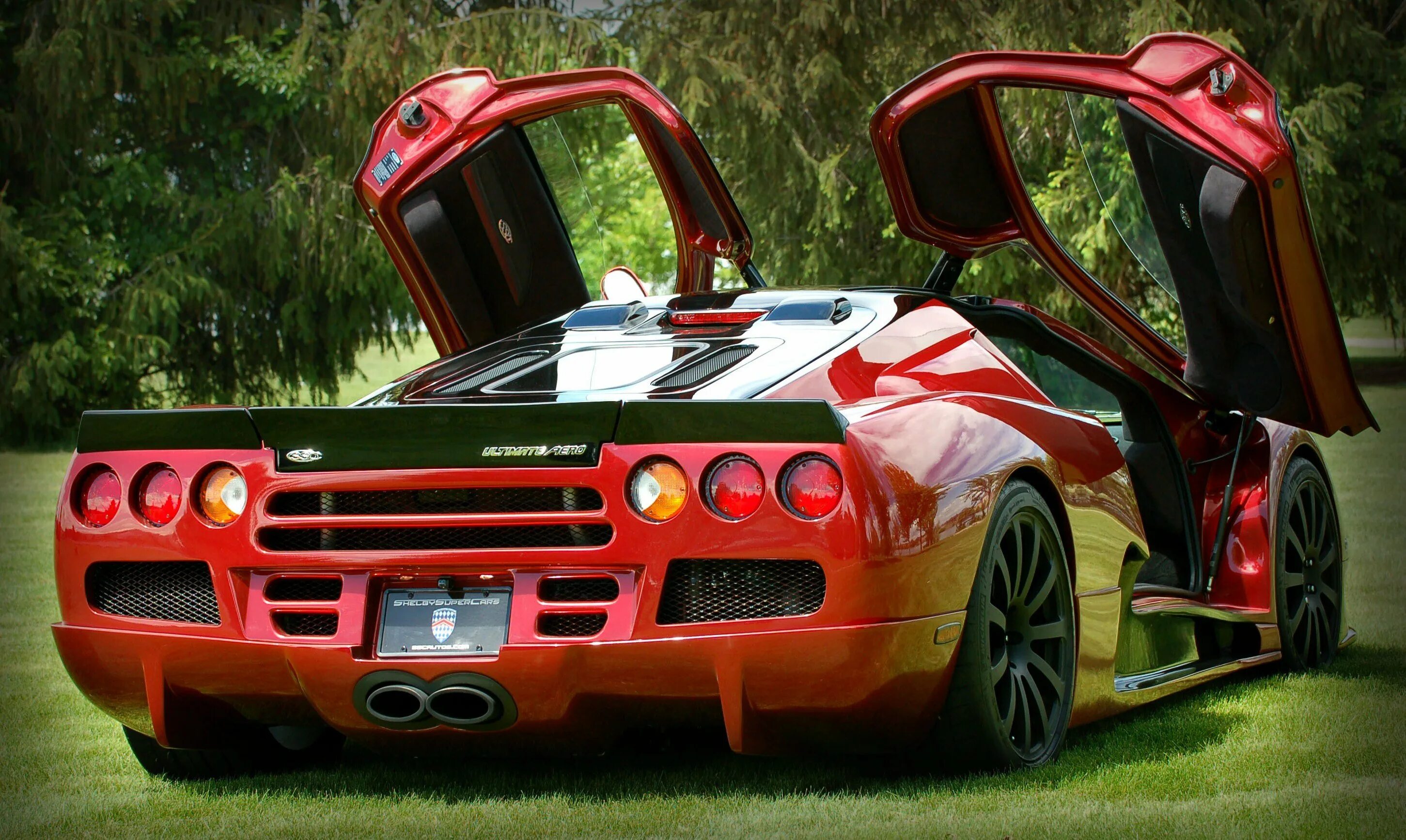 Какие крутые тачки. SSC Ultimate Aero. SSC Ultimate Aero TT. Shelby super cars Ultimate Aero TT. Машина SSC Ultimate Aero.