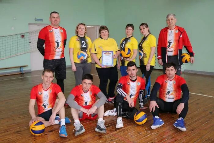 Волейбол турниры профессиональные. Набережные челны волейбол турнир в сарапуле 2023. Турнир по волейболу овсхк. Волейбол можга. Волейбол можга.