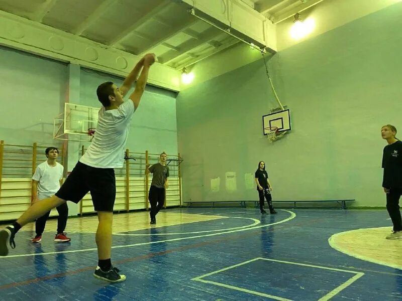 учитель физкультуры 7 школа. учитель физкультуры 7 школа. учитель физкультуры 7 школа. учитель физкультуры 7 школа. преподаватель физкультуры.