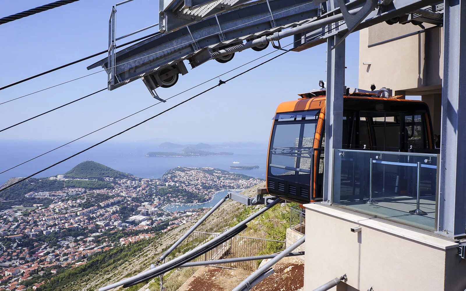 канатная дорога видео. канатная дорога в нью-йорке. татев канатная дорога. красная поляна сочи фуникулер. канатная дорога видео.