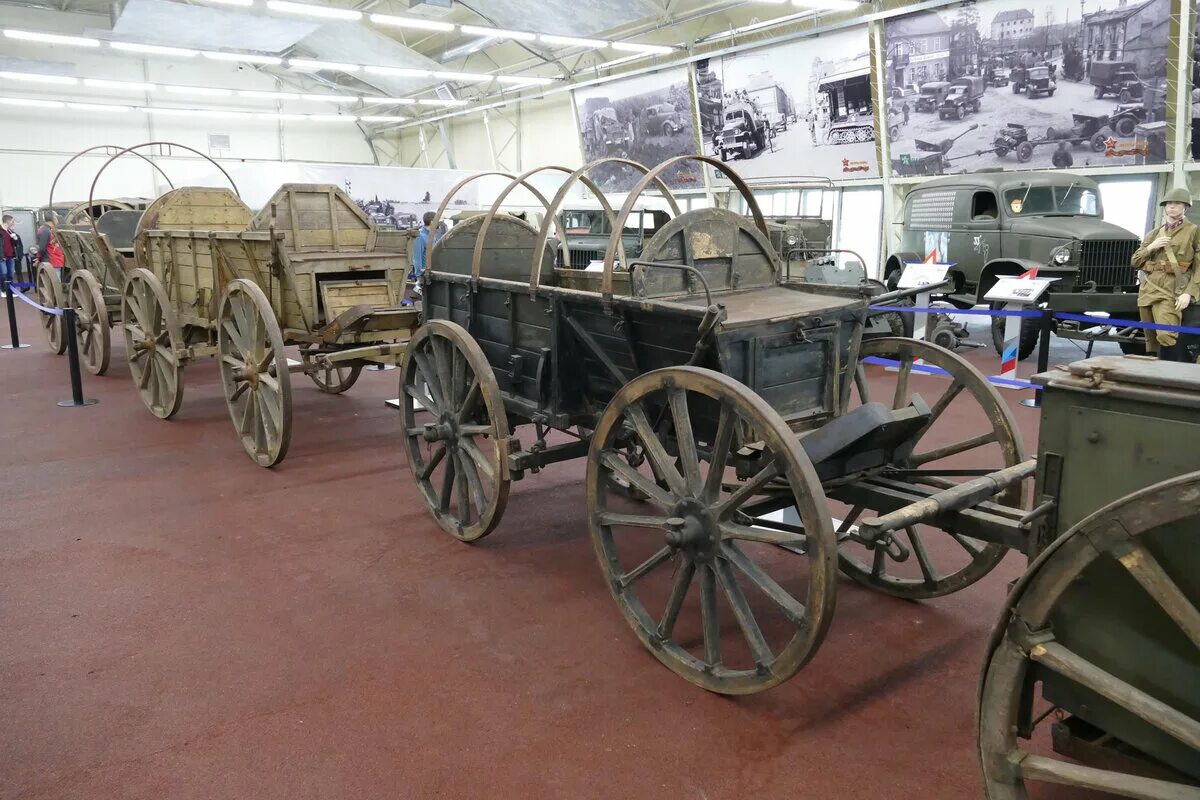 Военная телега. Пароконная повозка вермахта Stahlfeldwagen HF.7. Гужевая телега вермахта. Военные повозки. Двуколка Военная.