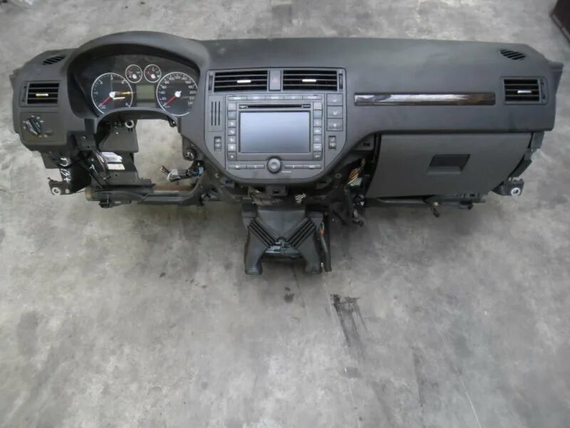 Макс торпеда. Торпедо форд с макс 2006. ford focus c-max торпеда. ford c max 2008 передняя панель салона. торпеда форд фокус си макс.