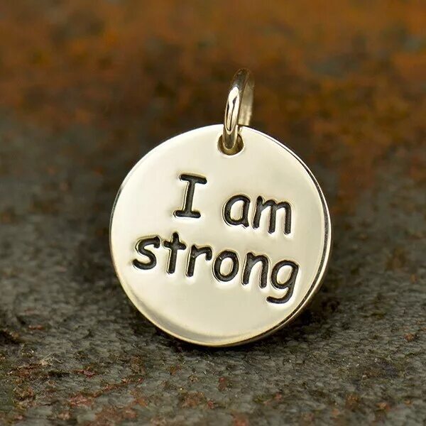 Strong first. I am strong. Be strong. Be strong интернет магазин. Be strong надпись.