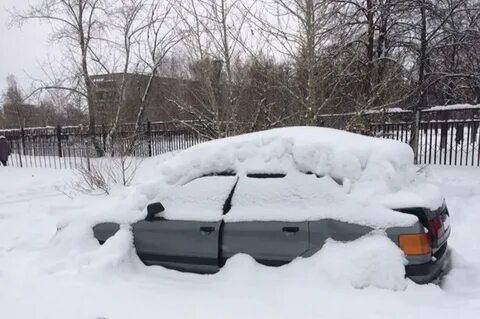 Куда в машинах снег