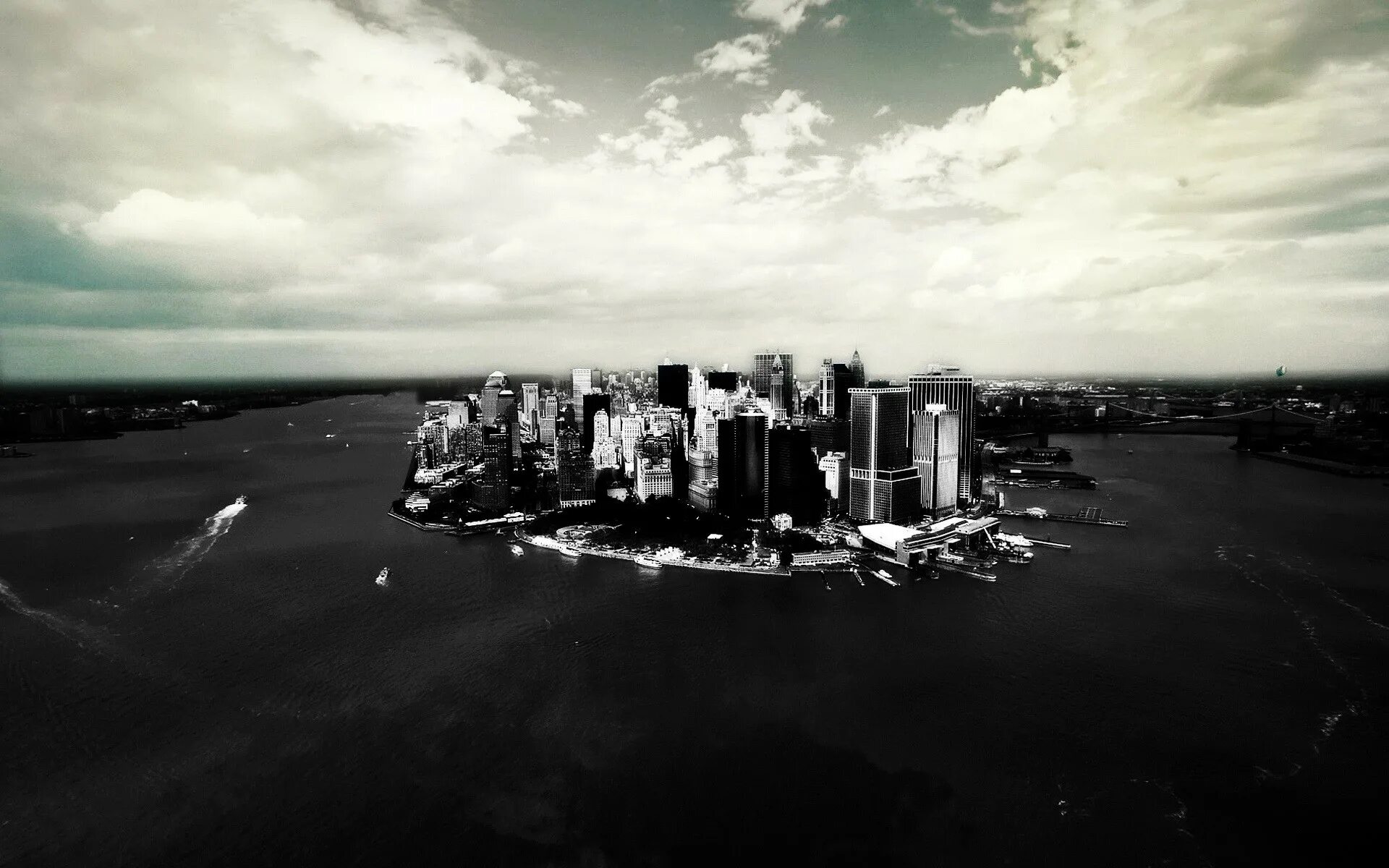 Города окруженные водой. Нью-Йорк Сити Манхэттен черно белый. Город чб. Город Минимализм. Обои на рабочий стол черно белые.