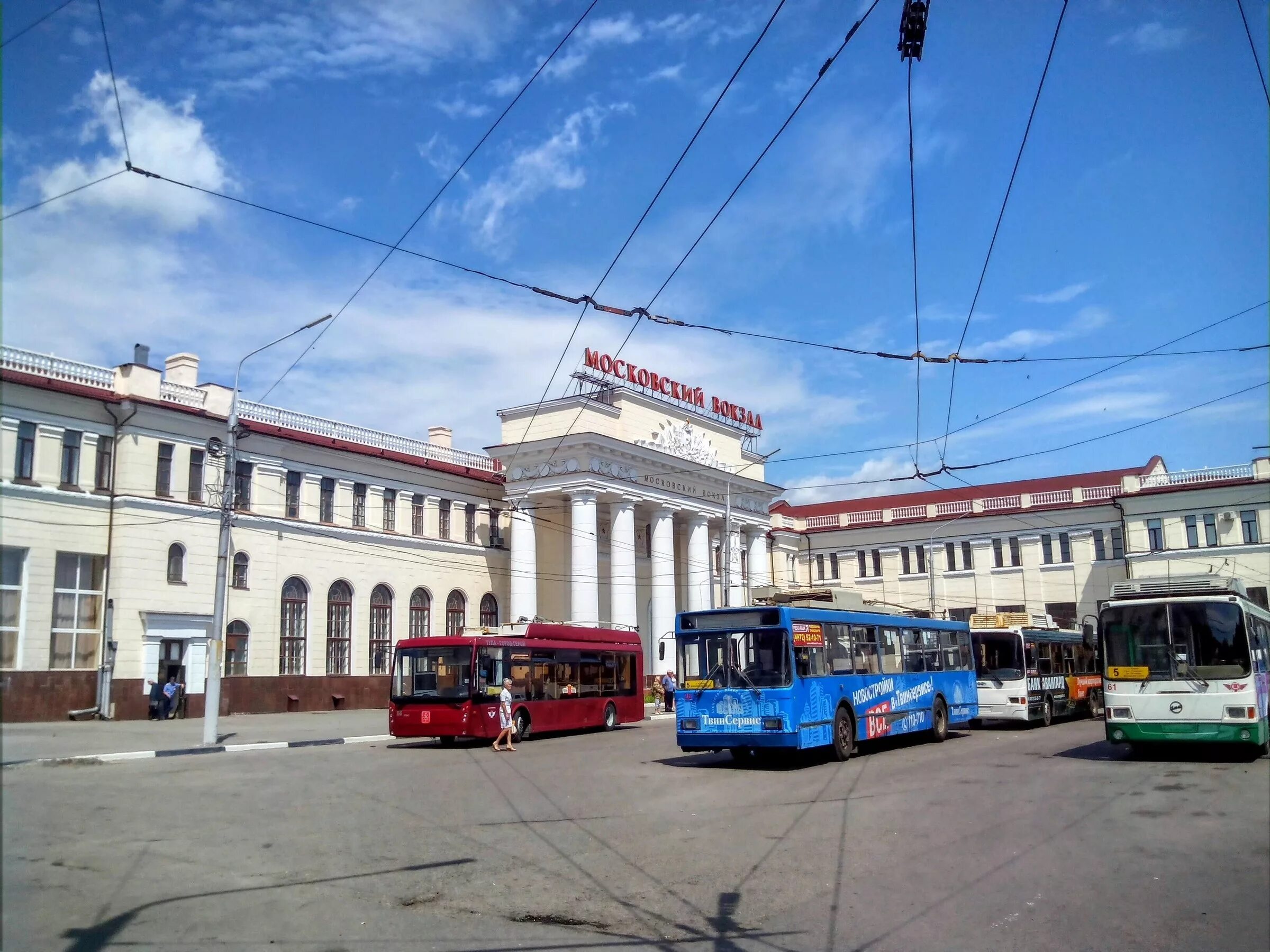 Московский вокзал тула телефон. Тульский Московский вокзал. Московский Железнодорожный вокзал Тулы, Тула. Станция Тула Московский вокзал. ЖД вокзал Тула Московский вокзал.