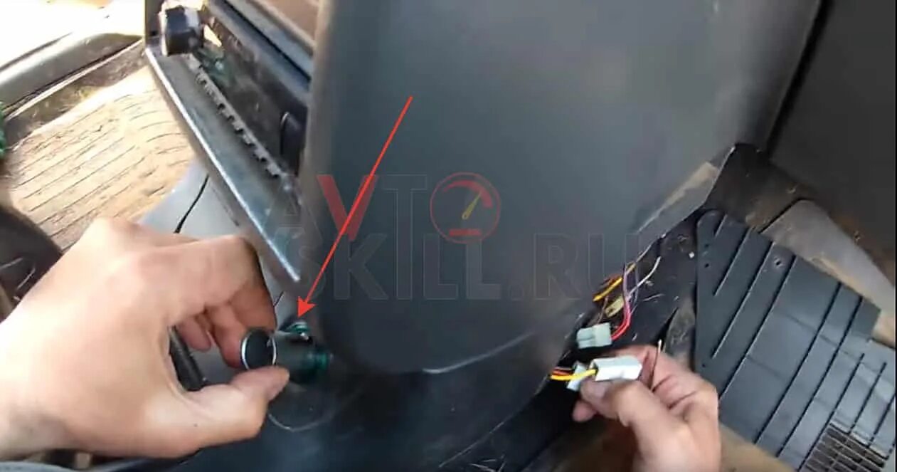 Как снять и заменить прикуриватель на ВАЗ 2110, 2111, 2112, 2114, 2115 и т.д. av