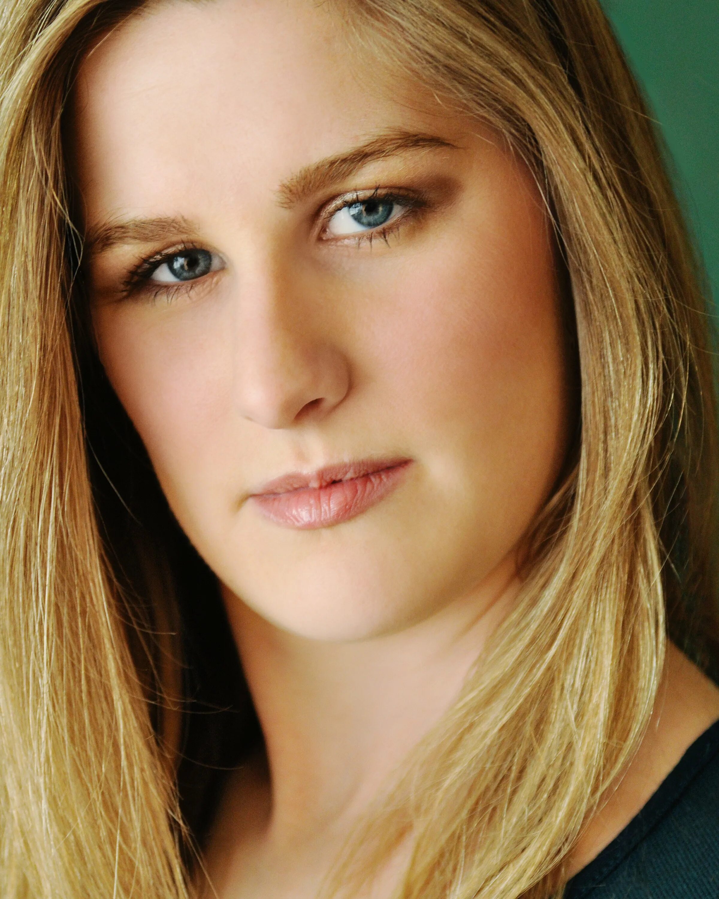 Caitlin custer. Кейтлин кастер. Актриса кэйтлин кастер. Кейтлин кастер фото. Кейтлин стоун.