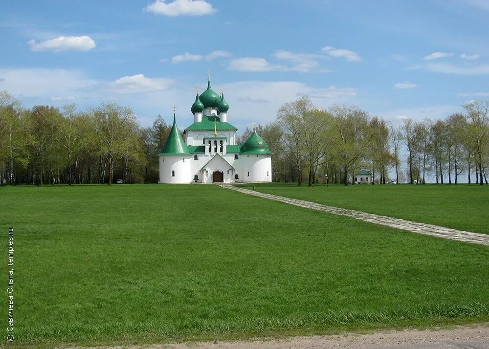 Храм на Куликовом поле в Тульской области. Храмы Куликова поля. Тульская область Куркинский район деревня Ивановка. Храм Сергия Радонежского на Кулик.поле.