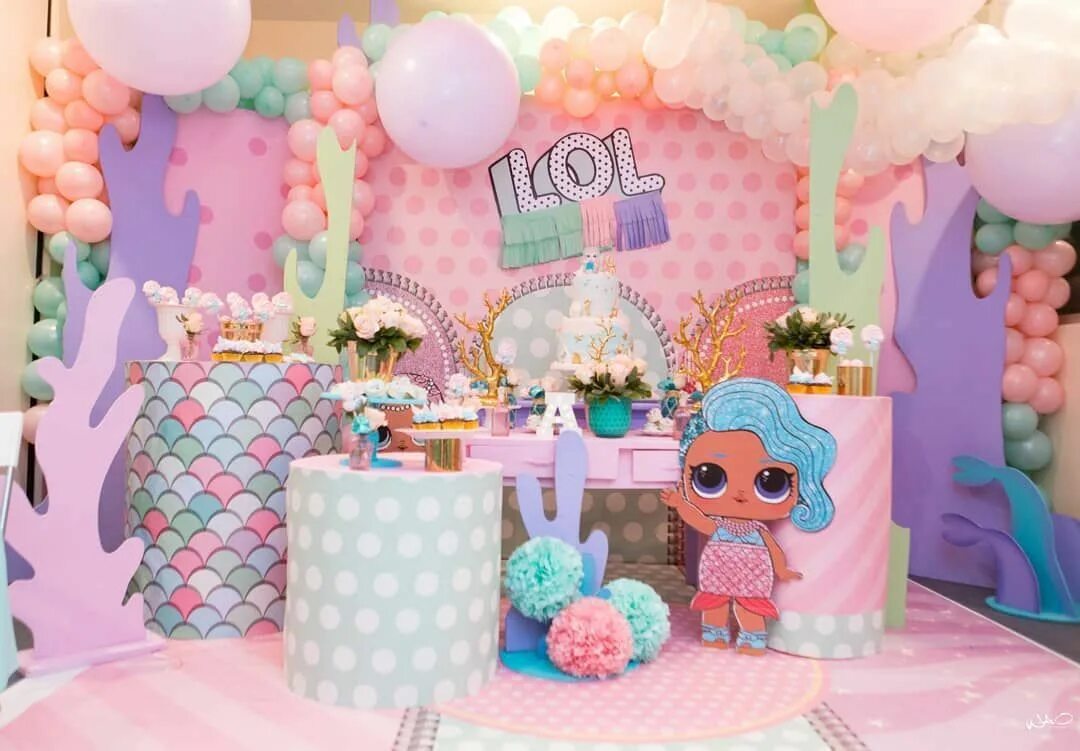 Бездей пати лол. Вечеринка в стиле лол. Кукольная вечеринка. Лол пижамная вечеринка. Фотозона кукла лол.