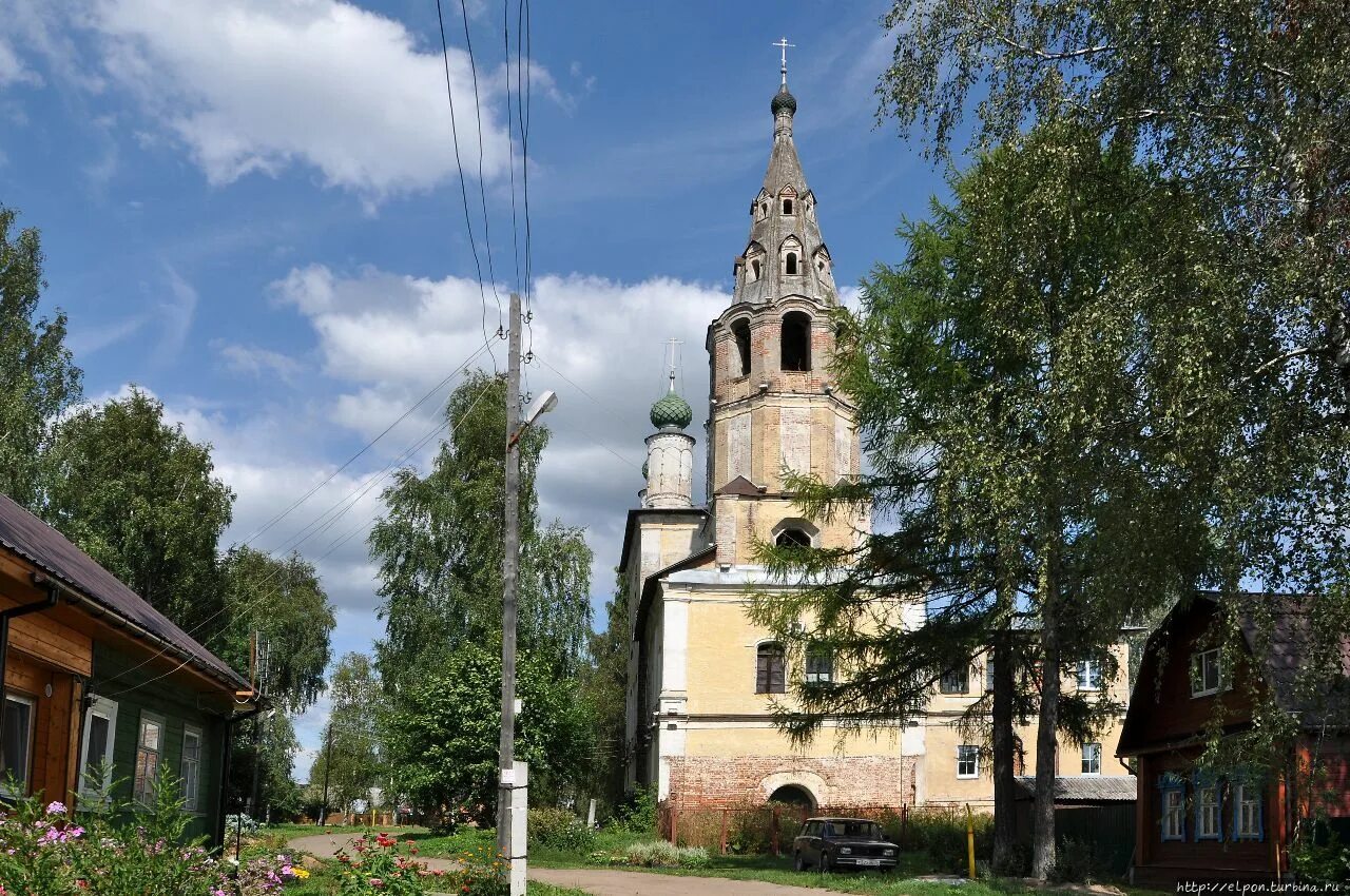 Романовская сторона тутаева. Тутаев романовская сторона. тутаев романовская 12. романовская лодка тутаев.
