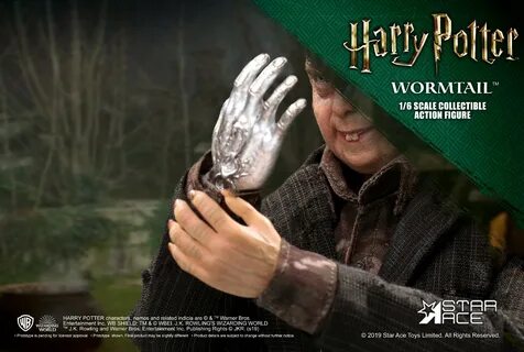 AUG198083 - harry potter goblet of fire wormtail 1/6 coll af DLX ver.