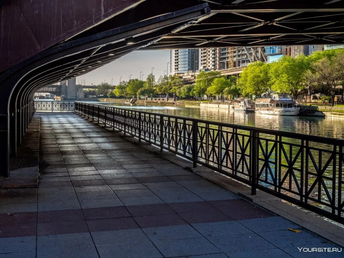 Под мостом сайт. Мост в курбевуа. мост в курбевуа райли. под мостом. городской мост.