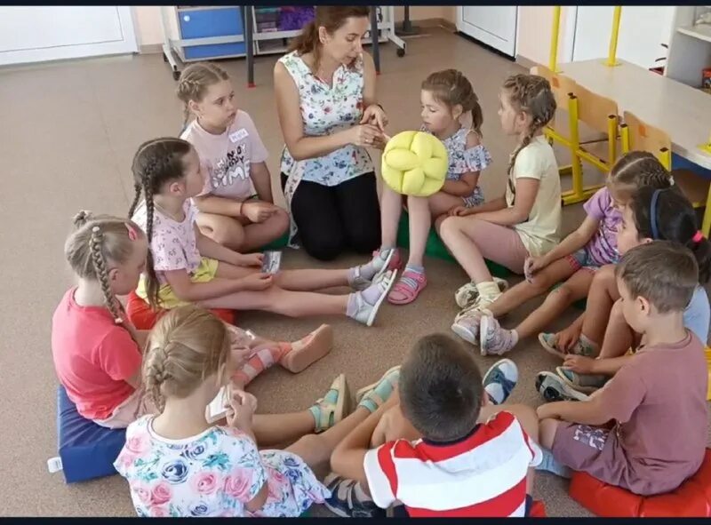 Дети дошкольники. Центр развития детского отдыха липецк. Частный садик. Центра развития дошкольного образования. Детский развивающий центр.