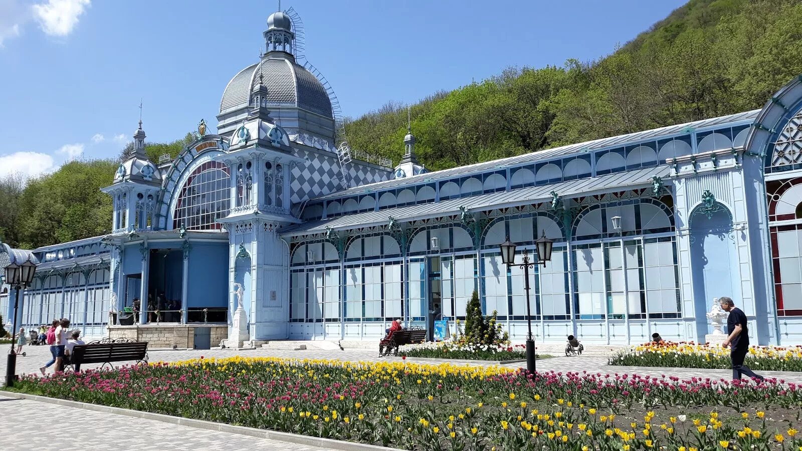 Железноводск кавказский. Железноводская Пушкинская галерея. Железноводск Минеральные воды. Город Минеральные воды Ставропольский край. Минеральные воды Кавказа.