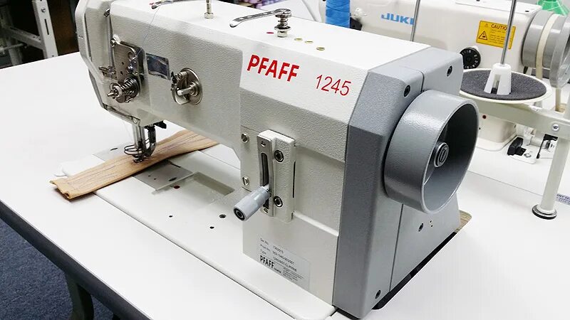 Pfaff 1245. Швейные машинки pfaff 1245. промышленная машинка pfaff 1245. pfaff 244.