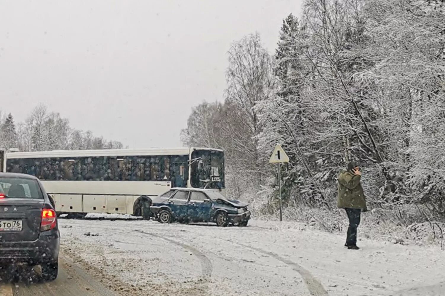 Ярославль дороги сегодня. Авария автобуса Ярославль Рыбинск. Рыбинск Ярославль новости.