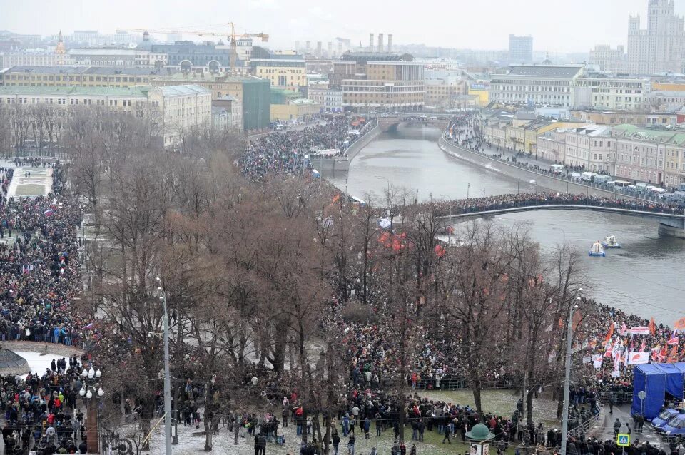 Сделано в москве болотная площадь. Болотная площадь в москве. болотная площадь 2011. болотная площадь 2025. болотная площадь митинг 2011.