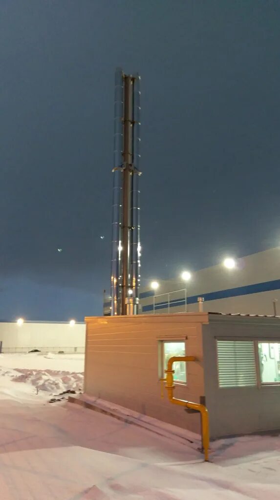 котельная 9х18. сварка блочной котельной ночью. модульная котельная 2 мвт. блочно модульная котельная 2 мвт. блочно-модульная газовая котельная 1 мвт.