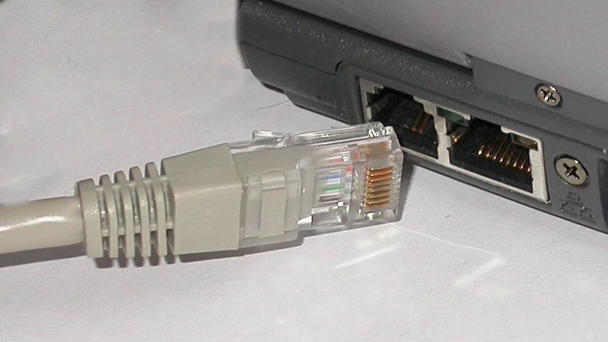 Сетевой порт Ethernet (RJ-45). Патч-корд rj45. Порт lan RJ-45. Патч-корд rj45-rj45. Не видит сетевой кабель