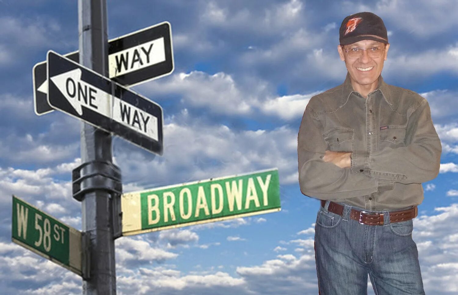 Аношкин михаил петрович произведения. Ищу человека диоген. Я ищу человека автор. Я ищу человека автор. Я ищу человека автор.