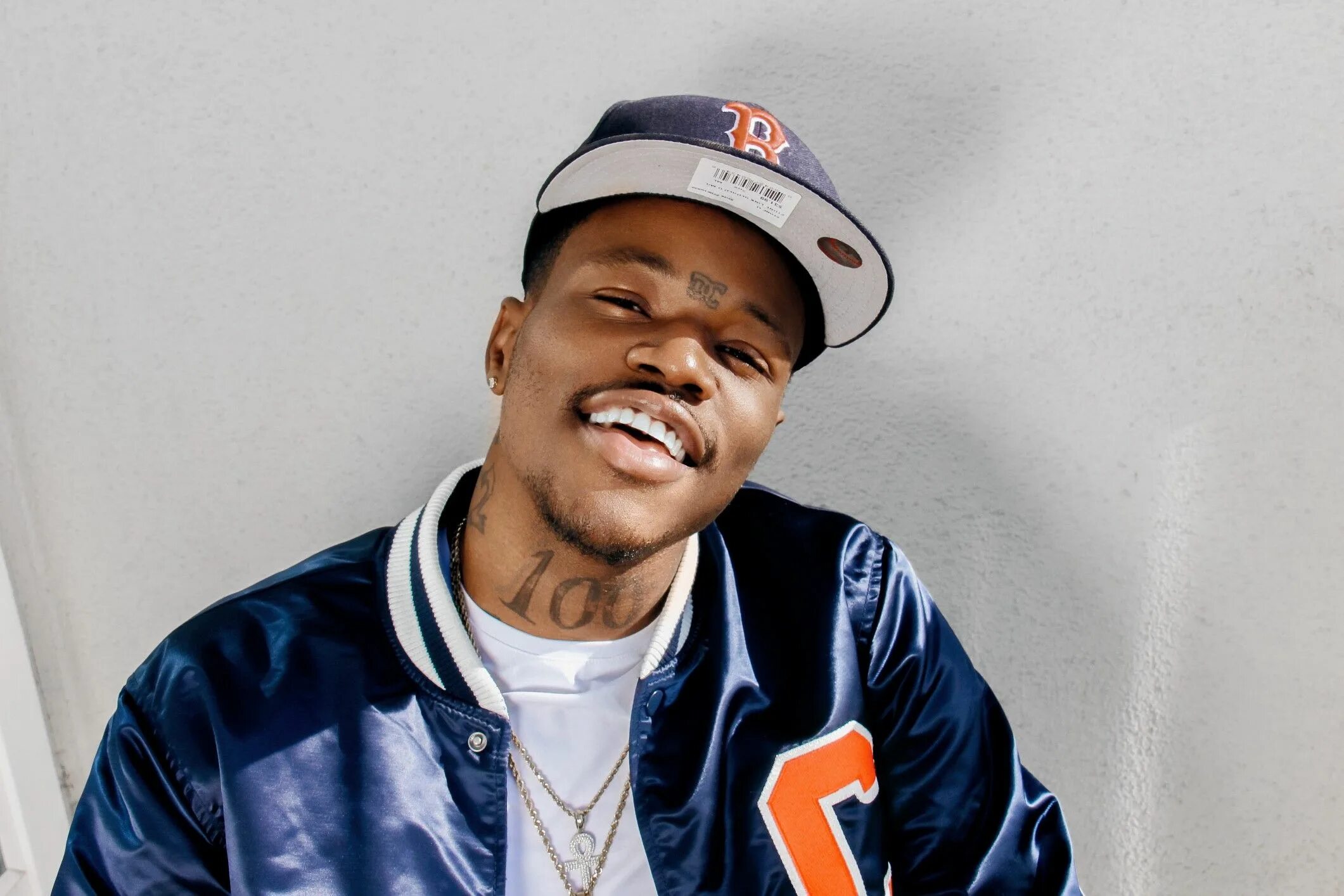 Fly dc. DC young Fly. Young Fly on the track.