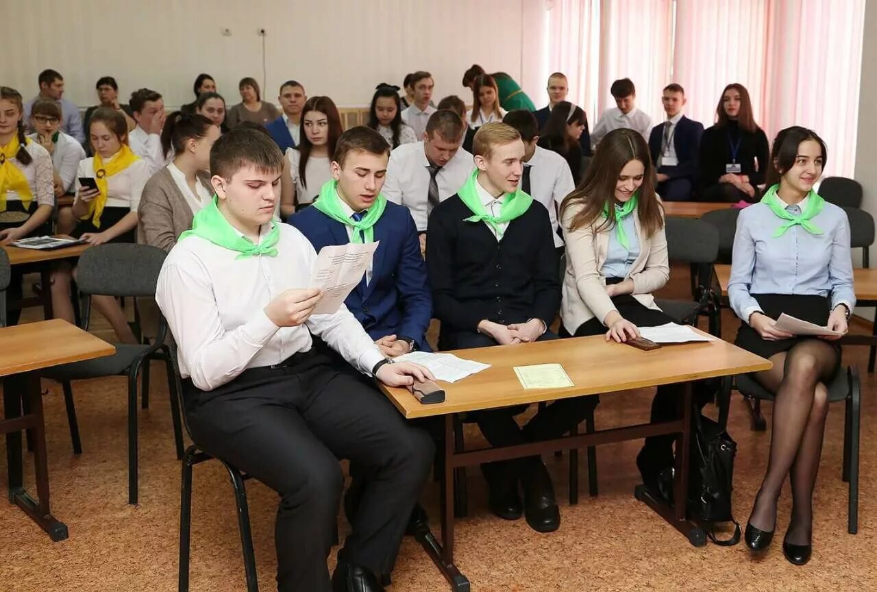 Погода в белореченском усольский. Белореченский лицей. Белореченский лицей Усольского района. Посёлок Белореченский Усольский район школа. Белореченский лицей Усольского района Иркутской области.