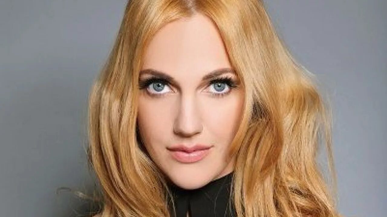Мерьем узерли новости. Мерьем сахра узерли. Maryam uzerlining hayoti. Мерьем узерли актриса. Мерьем узерли новости.