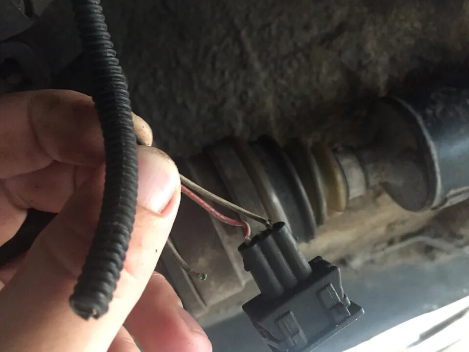 Фишка датчика ДПРВ - Chevrolet Rezzo, 1,6 л, 2008 года своими руками DRIVE2