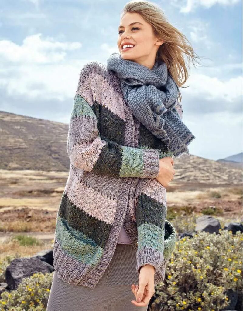 Кардиган вязаный. Кардиган спицами два цвета. Жакет женский вязаный. Кардиган спицами два цвета. Кофта вящаннвя еа пугрвицах.