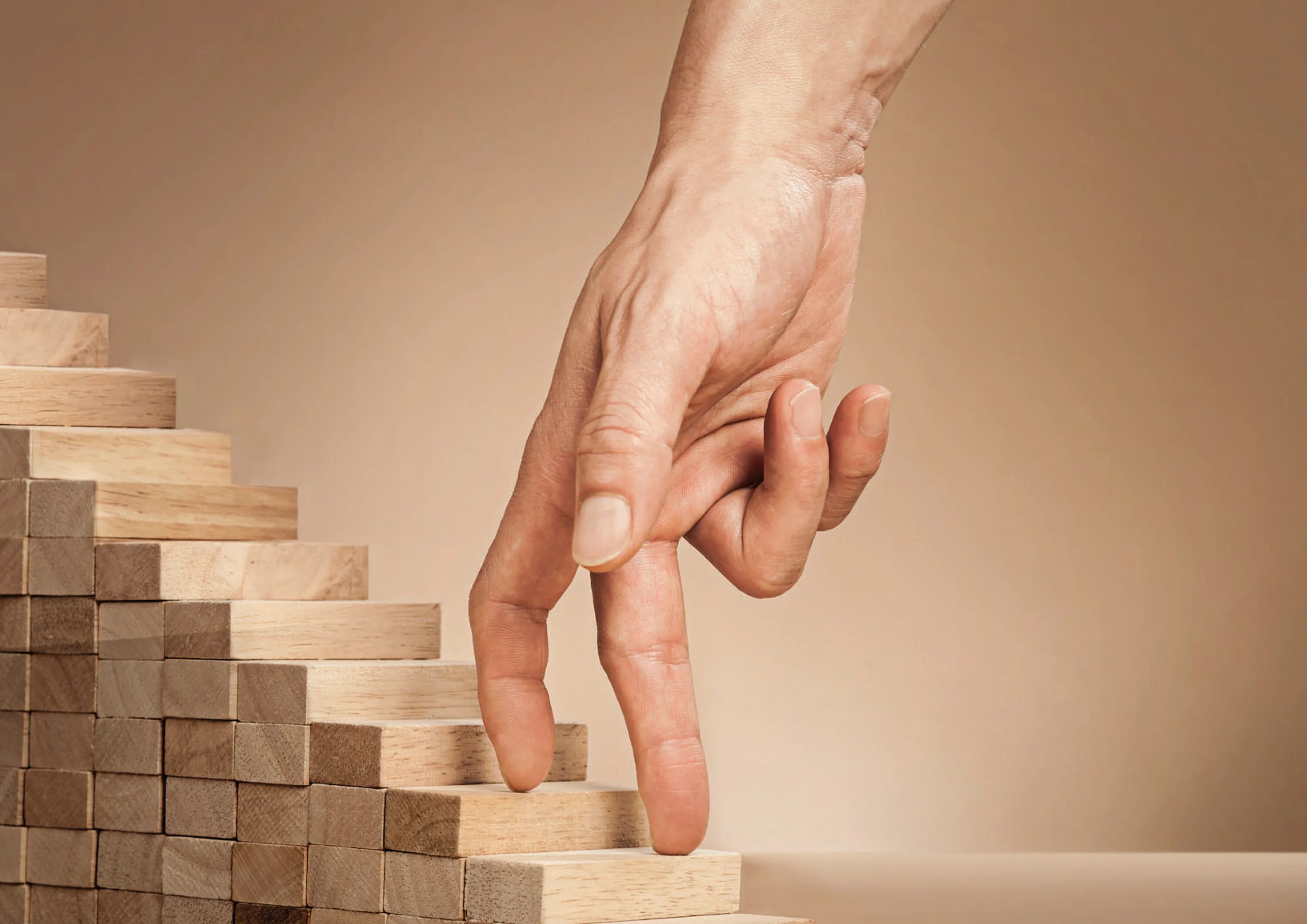 Техника первого шага. Шаг к успеху. Маленький шаг к успеху. Первый шаг на пути к успеху. К успеху маленькими шагами.