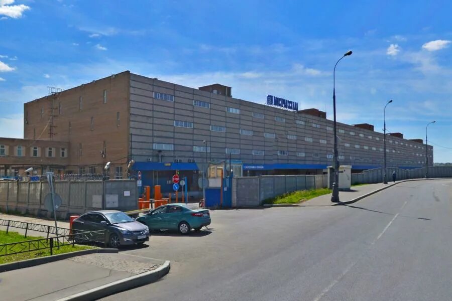 Панорама: Крокус-винотека, магазин алкогольных напитков, Советская ул., 139, Там
