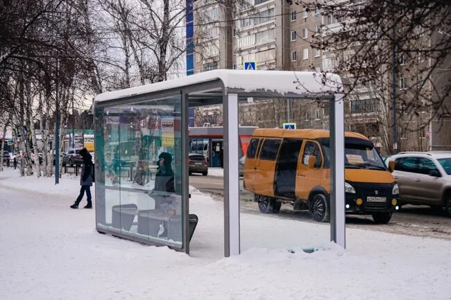 остановки верхней пышмы. стадион уралредмет верхняя пышма. остановки верхней пышмы. остановка орджоникидзе верхняя пышма. автобусная остановка в пышме.