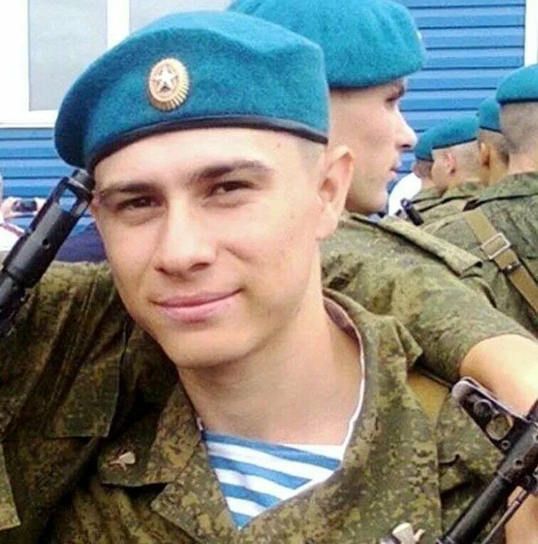 Молодой десант. Юный десантник. Школа юного десантника. Юный десантник. Десантник рустам набиев.