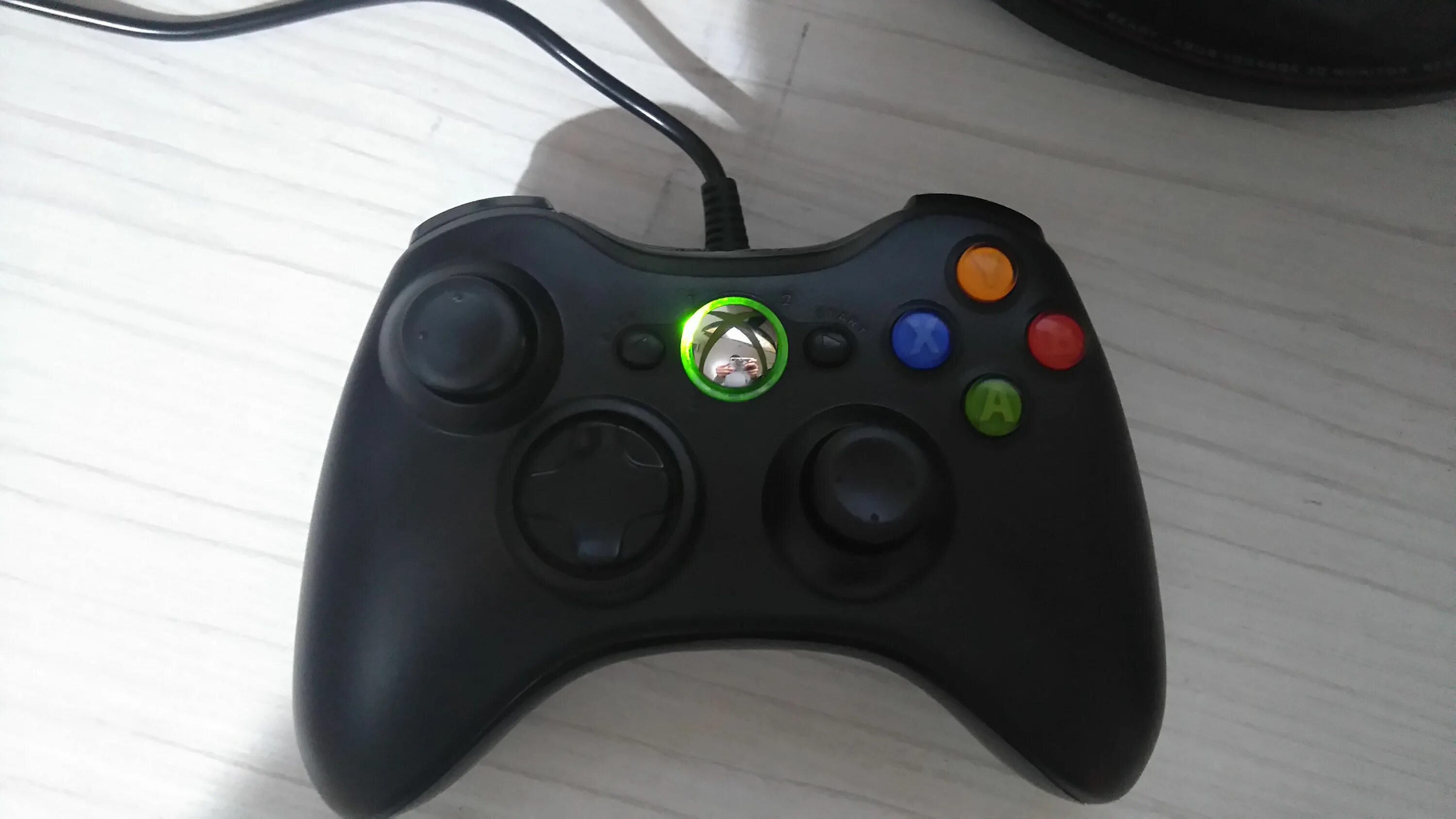 Xbox 360 геймпад профиль. Xbox 360 Gamepad made in China. Защита от разрыва геймпад Xbox 360.