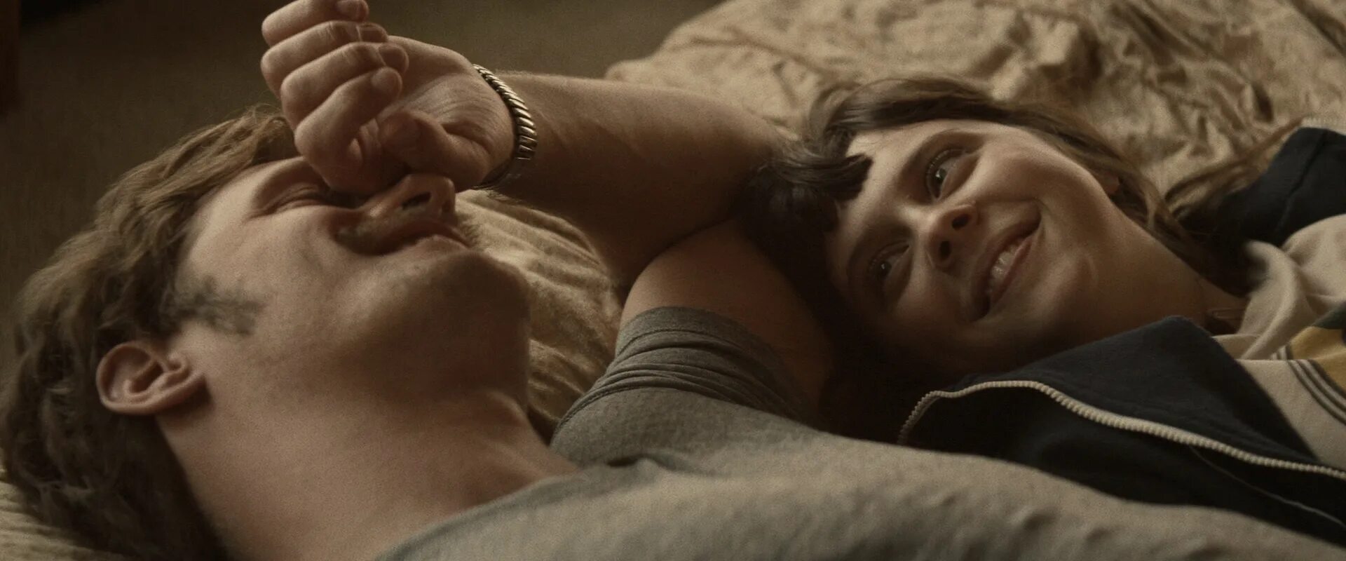 Дневник девочки подростка 2015. Фильм the diary of a teenage girl. дневник девочки-подростка монро. бел паули и александр скарсгард.