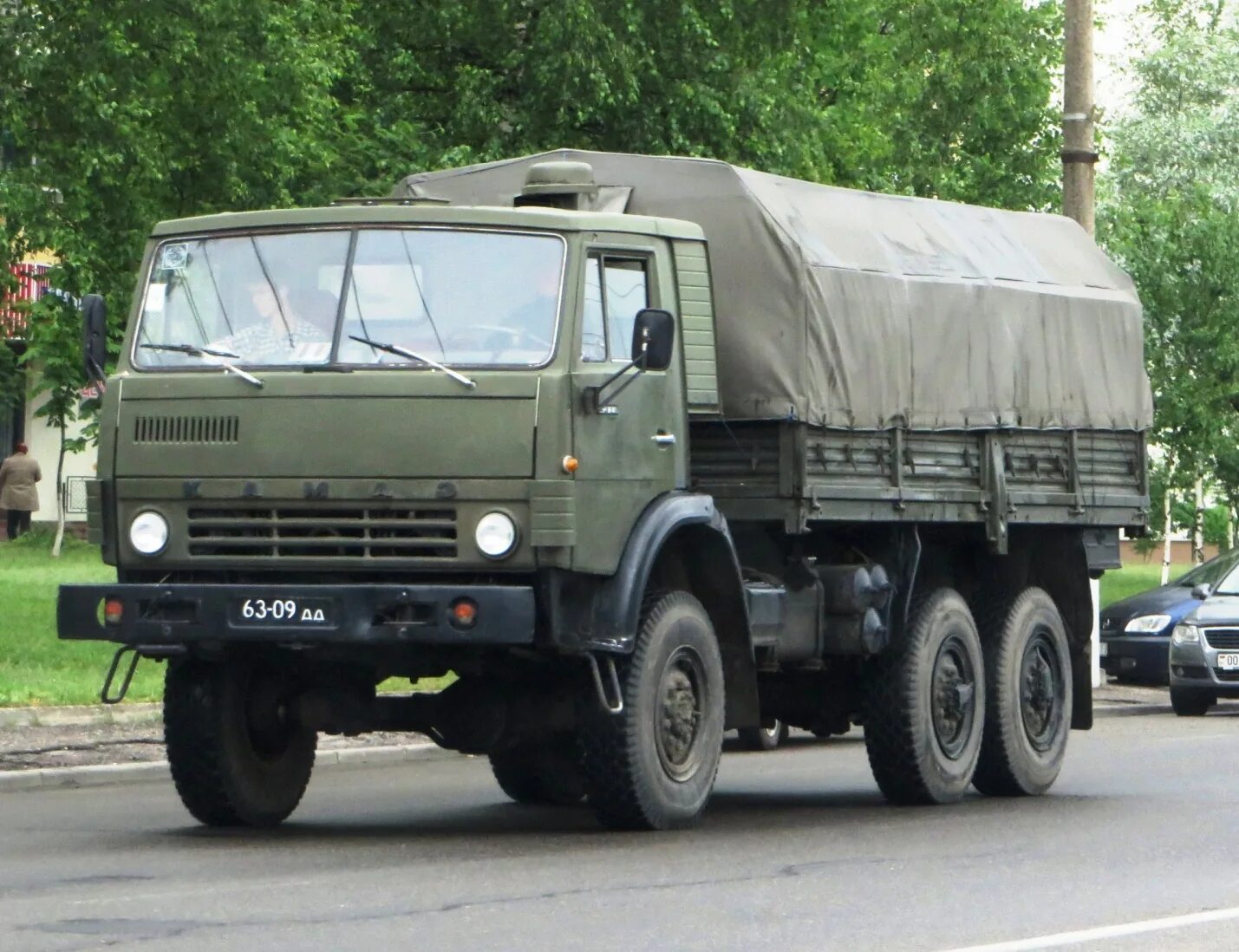 Камазы 4310 видео. Камаз 4310. камаз 4310 армейский. камаз 4310 бортовой. ам камаз-4310.