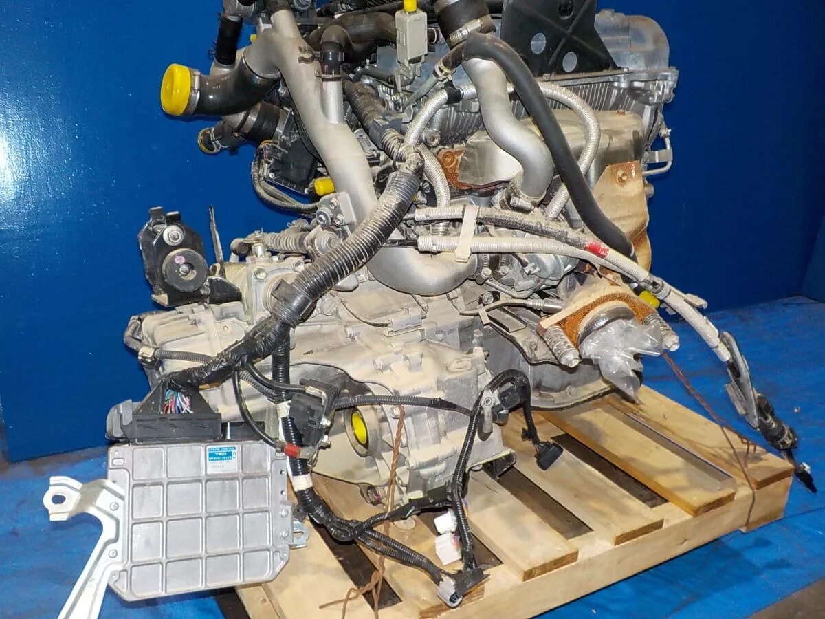 Toyota vitz какие двигатели. Двс тойота витц 1.5. двс тойота витц 1.0. 1nz fe турбо. toyota vitz 1nz.