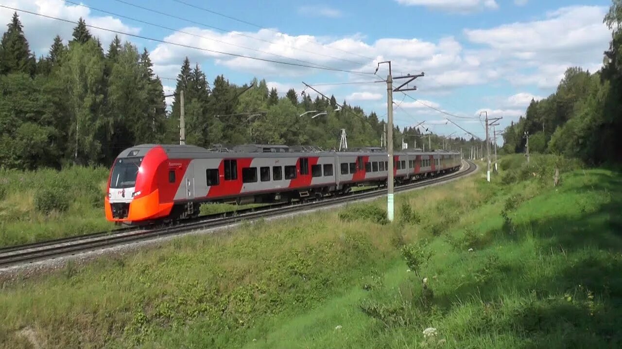 Дорог ласточка. Скоростной поезд Ласточка. Ласточка поезд РЖД. Ласточка электропоезд РЖД. Ласточка РЖД Санкт.