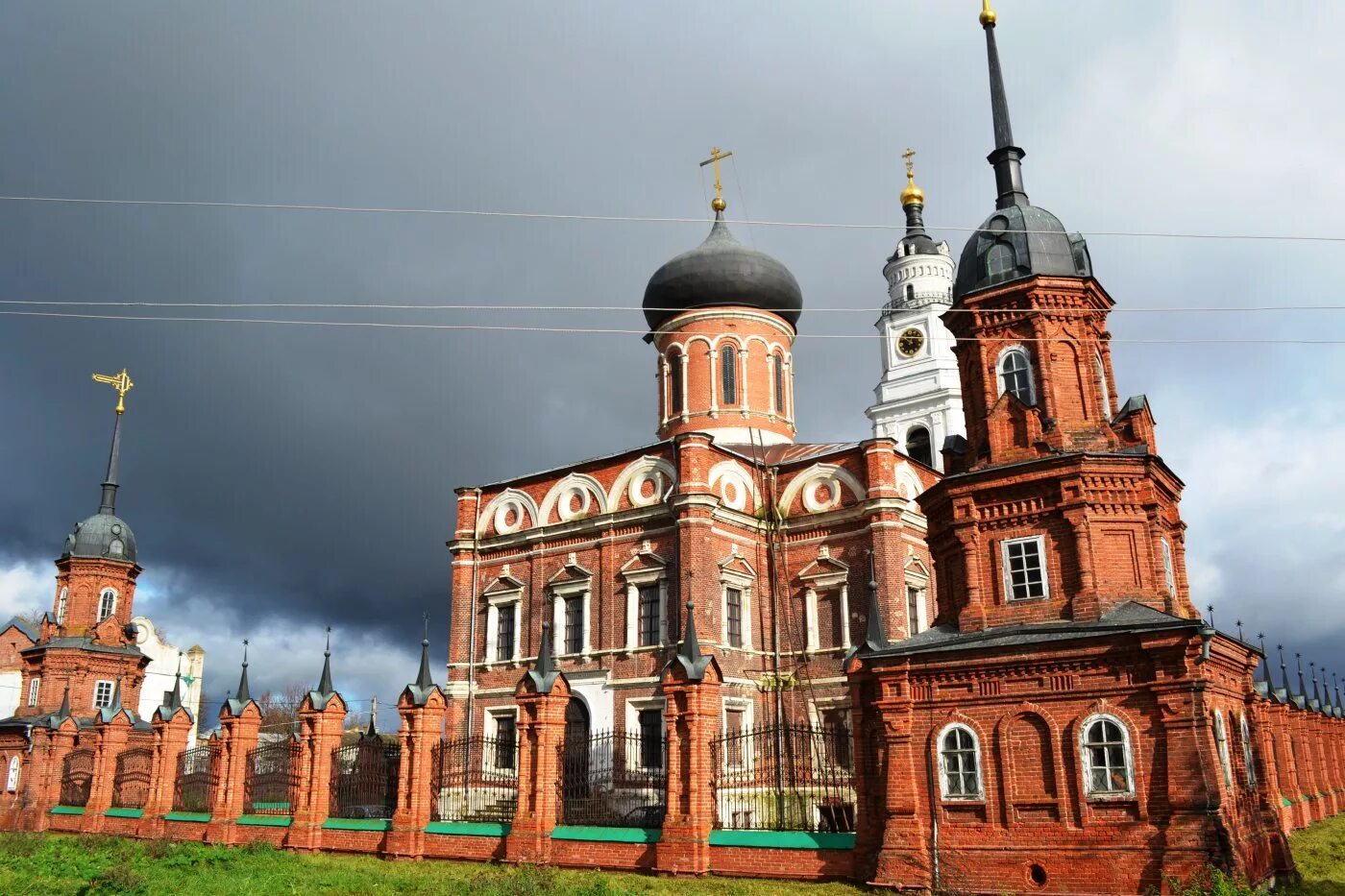 происхождение названия города волоколамск. волоколамск кремль. воскресенский собор волоколамск. волоколамский кремль волоколамск. волоколамский кремль г волоколамск.