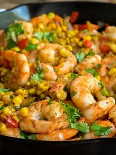 Паэлья с креветками и овощами