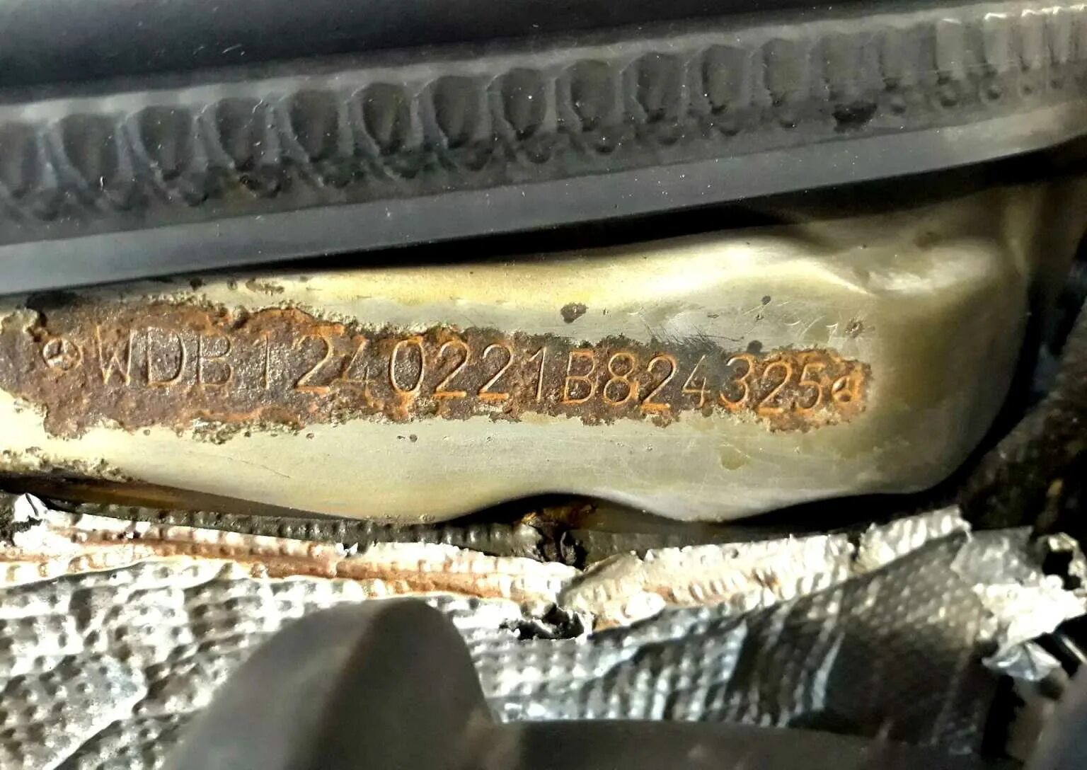 Газ 66 табличка номер кузова кунг. Перебитые номера авто. Перебивка вин номера. Перебитые номера авто. Перебитый вин номер автомобиля.