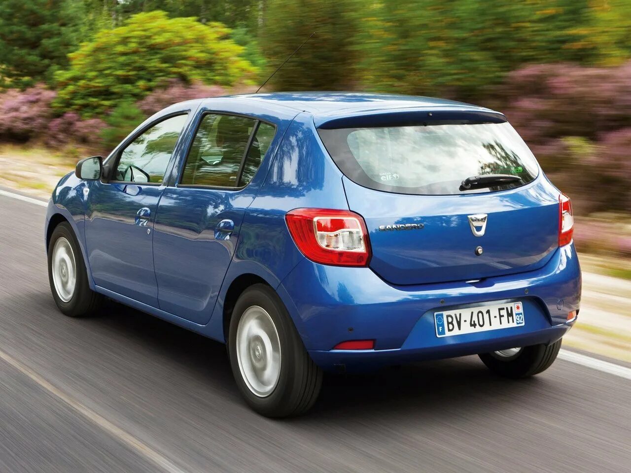 Как называется хэтчбек. Renault sandero хэтчбек. renault sandero 2013. сандеро 2. renault sandero 2014.