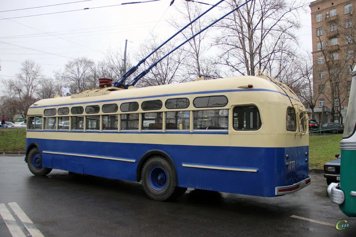 Т д 82. МТБ-82д троллейбус. МТБ-82д. МТБ-82 троллейбус. Троллейбус МТБ-82м.