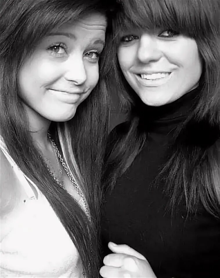 Нестор махно. Художник джеймс макнот. Макно. Макно. Ink style city art.