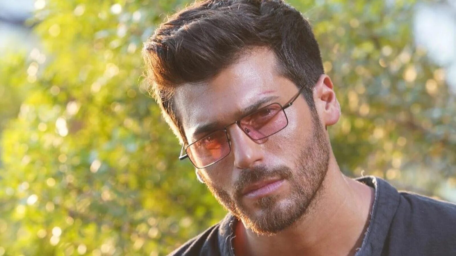 Джан яман. Джан ямал турецкий актер. Кан яман турецкий актер. Can yaman. Джан яман турецкий актер.