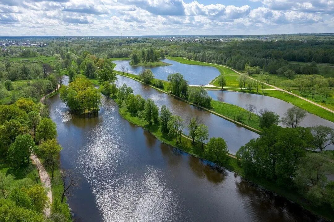 Луговой парк. Луговой (Озерковый) парк. Озерковый парк в Петергофе. Луговой парк в Петергофе. Пруды Лугового парка в Петергофе.