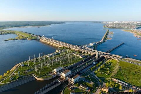 Город на крупной реке